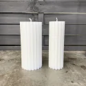 Grooved pillars