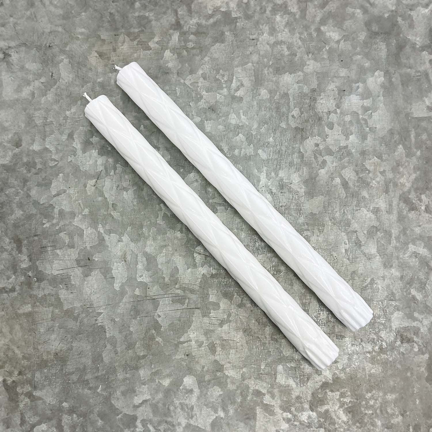 Checkered Dinner candles